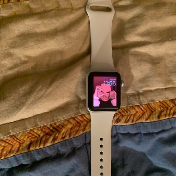 apple watch 33mm